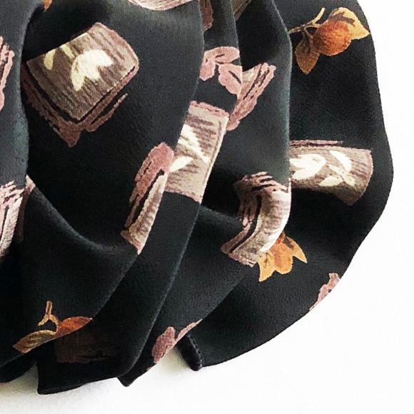 Matching Floral Design Hair Scrunchies and Clip - Picture 4 of 4